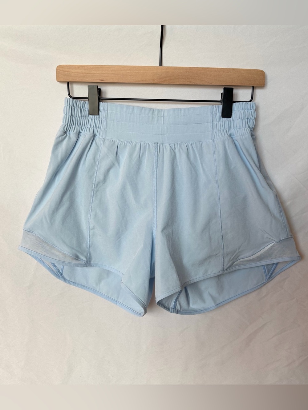lululemon Hotty Hot High-Rise Lined Shorts 4” – Sheer Blue | Size 6